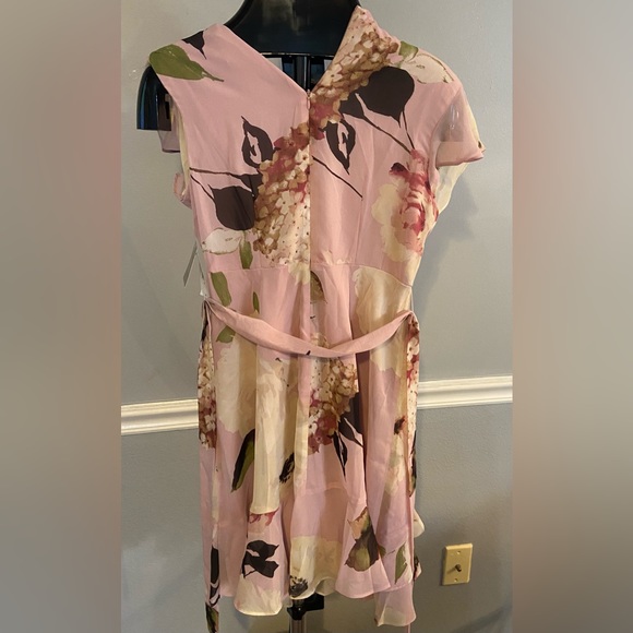 Danny and Nicole wrap dress 8p - Picture 2 of 2